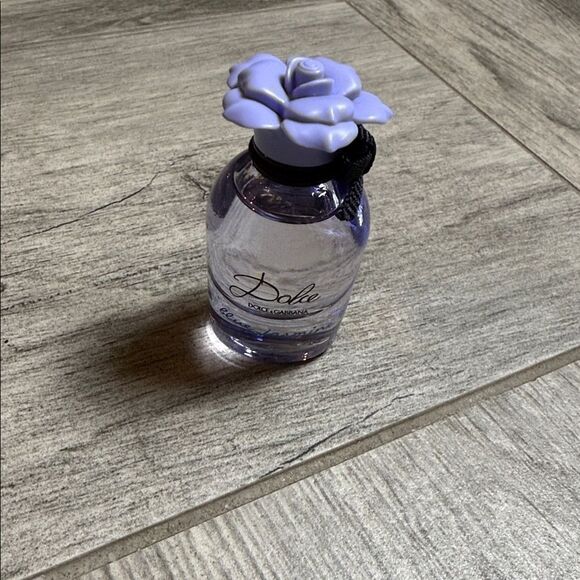 Dolce & Gabbana Light Blue Roll on & Blue Jasmine Mini Perfumes - Picture 11 of 16